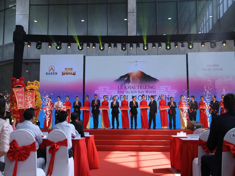 Tổ chức lễ khai trương chuyên nghiệp cùng Đất Việt Event