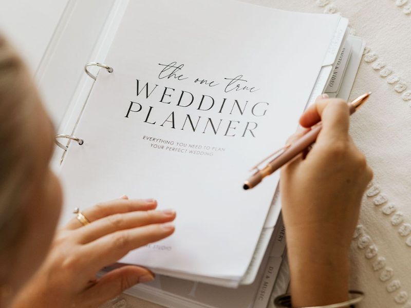 Tổ chức đám cưới dựa theo yêu cầu của khách hàng (ảnh: sưu tầm)