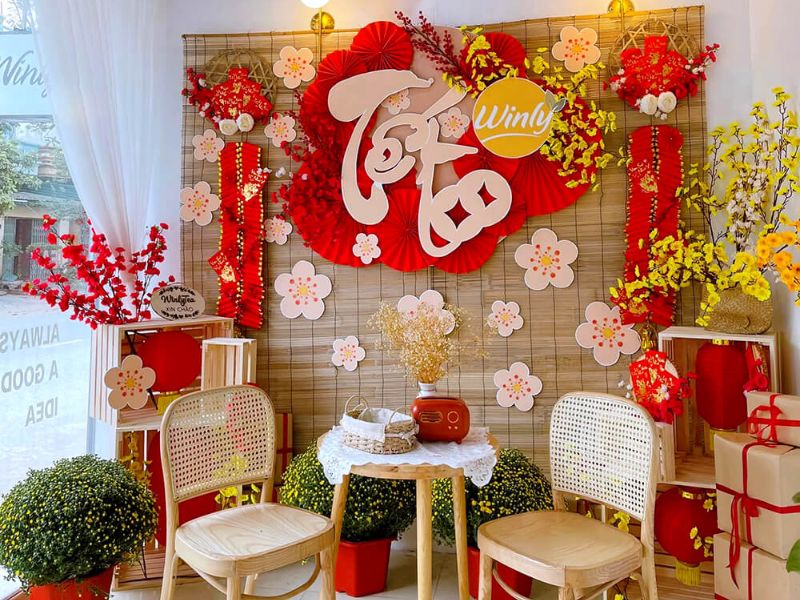 Trang trí tiệc Tết tối giản nhưng vẫn sang trọng (ảnh: sưu tầm)