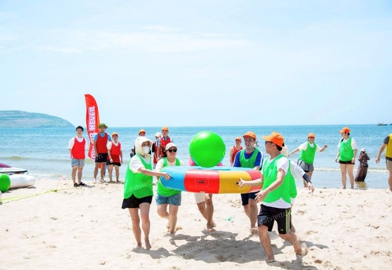 Trò chơi Teambuilding được thiết kế phù hợp với người tham gia