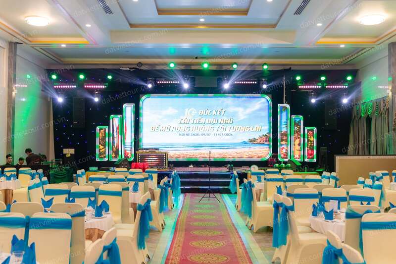 Dịch vụ thiết kế sân khấu chuyên nghiệp