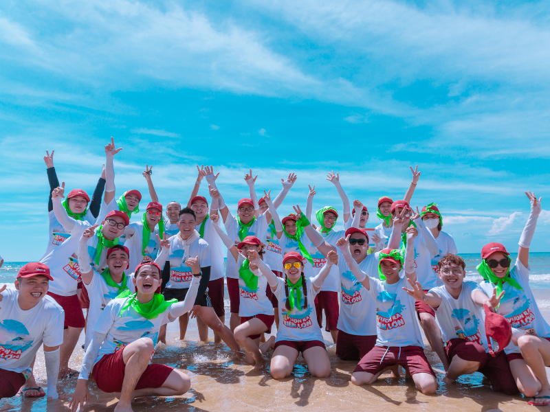 Team building tại bãi biển Ninh Chữ 